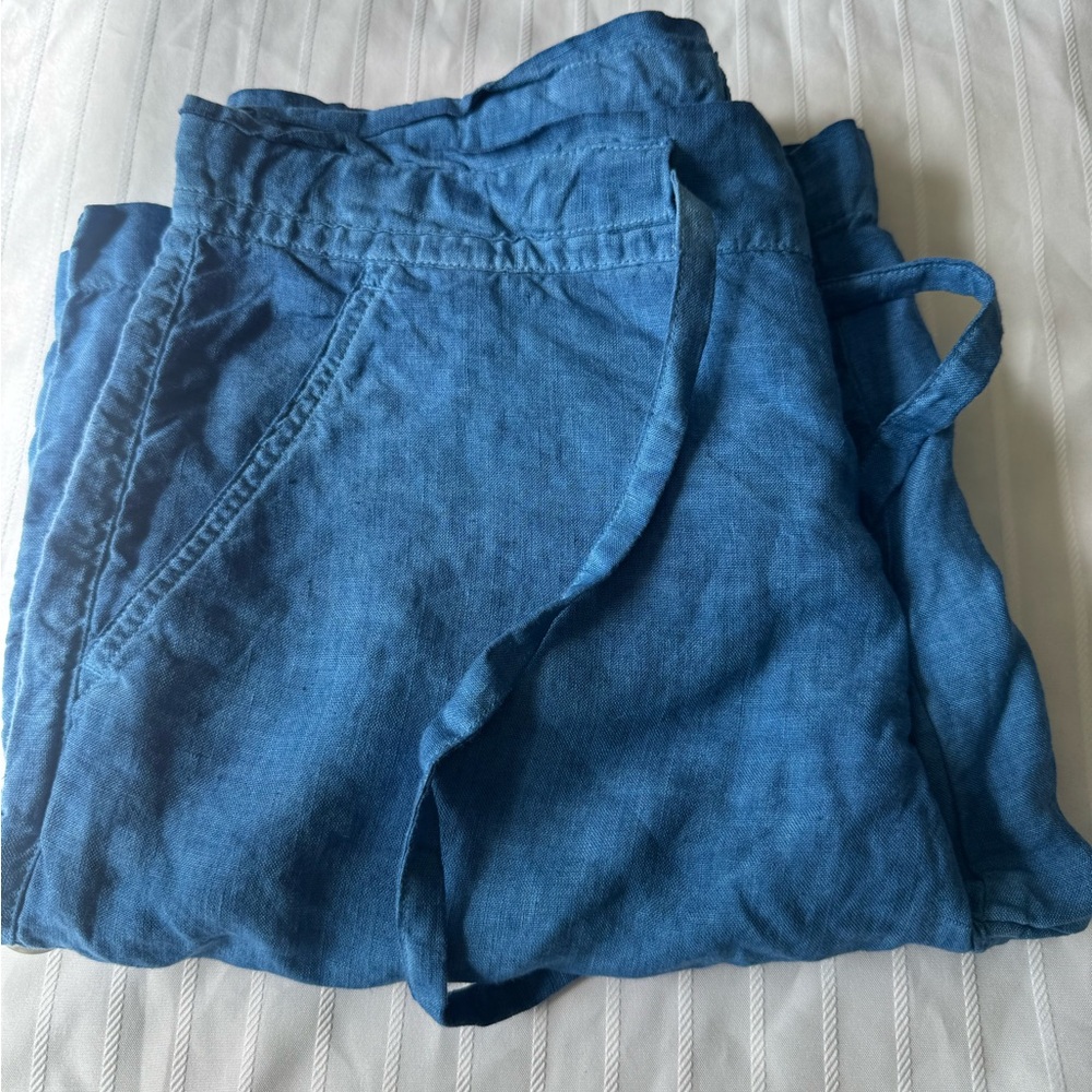 Women’s Blue Linen-Blend Drawstring Shorts